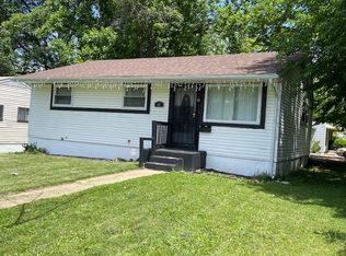 101 Roderick Dr, Saint Louis, MO 63137