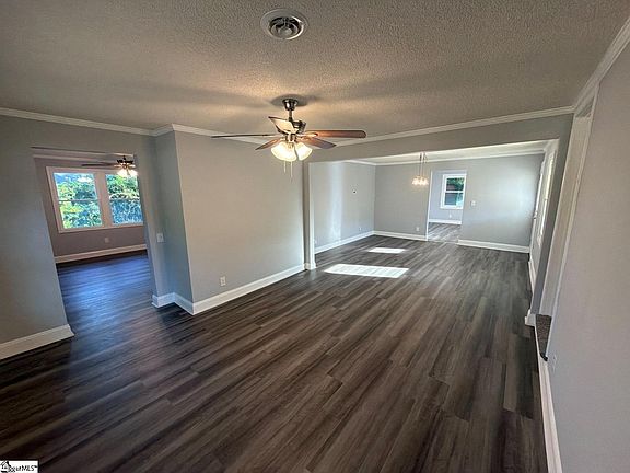 4th image of 215 W Roosevelt Dr