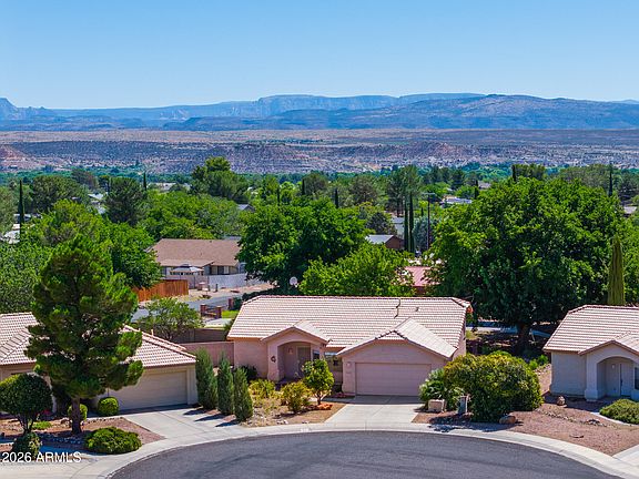 3rd image of 1021 S Vista Grande Drive
