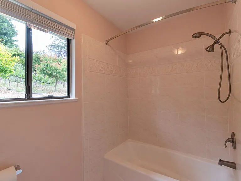 22688 Riva Ridge Rd — Photo 31