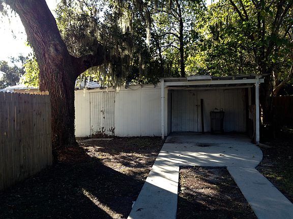 5th image of 616 S Highland Ave