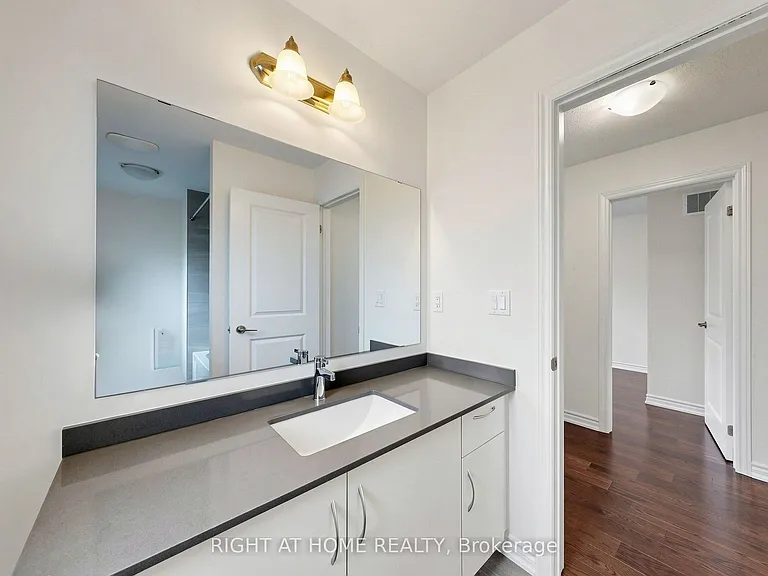 90 Laing Dr — Photo 41