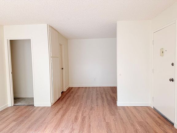 4th image of 111 Cleaveland Rd APT 23