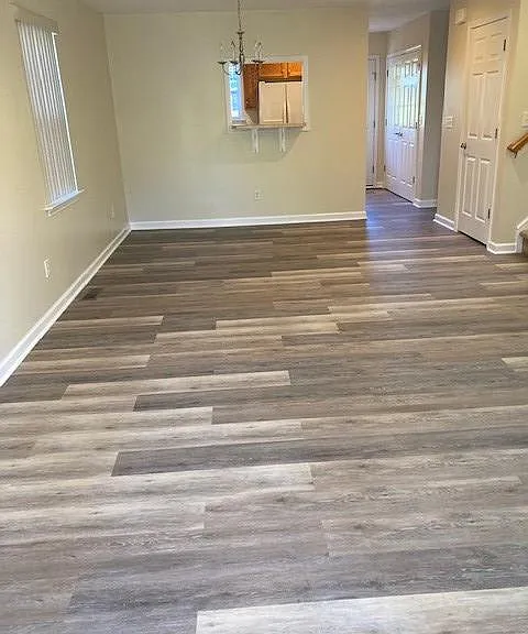 334 Courtney Cir — Photo 5