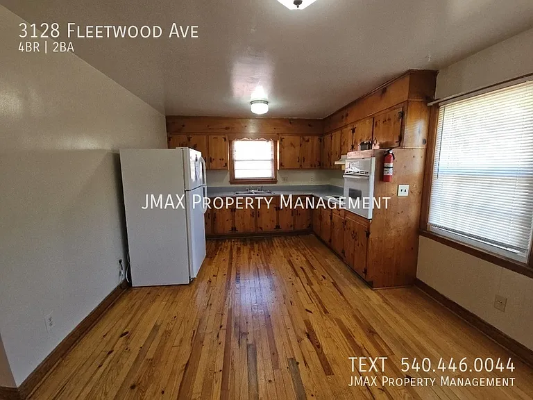 3128 Fleetwood Ave — Photo 3