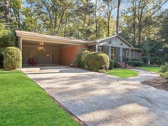 2nd image of 2111 Great Oak Dr