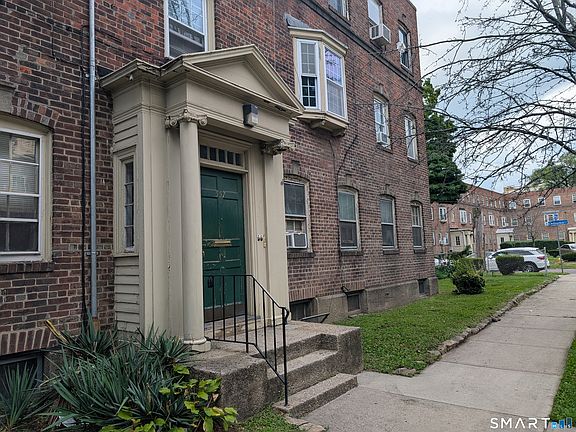 3rd image of 557 Wilmot Avenue #6