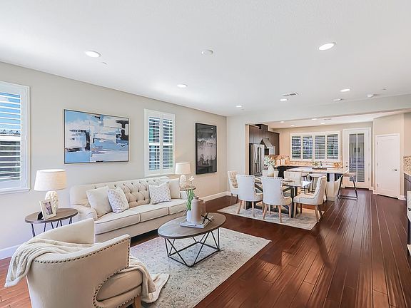 5th image of 837 Blue Opal Dr