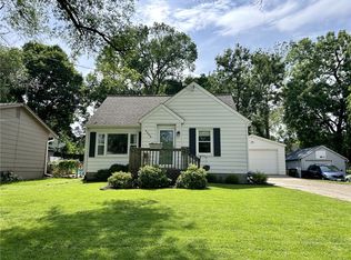 4008 67th St, Urbandale, IA 50322