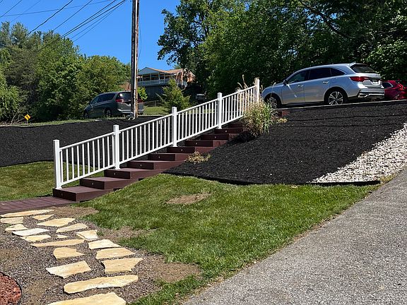 3rd image of 2918 Green Ridge Rd
