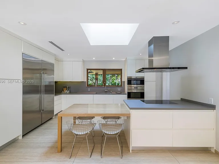 3600 Stewart Ave — Photo 8
