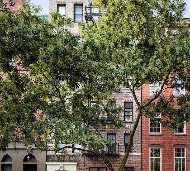 1st image of 140 Waverly Pl APT 2A