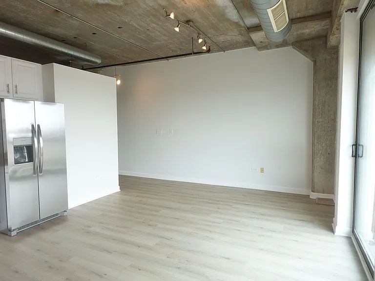 1550 S Blue Island Ave #1022 — Photo 12