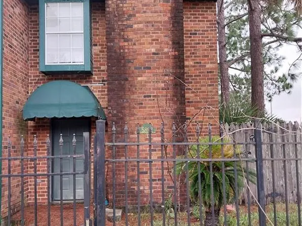 5892 Tullis Dr, New Orleans, LA 70131