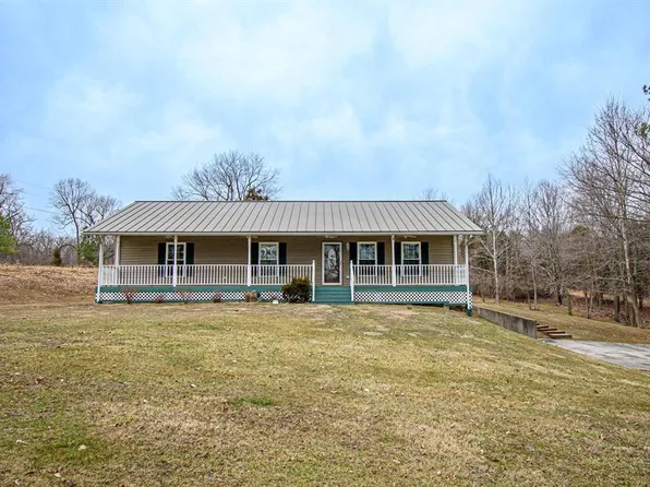2571 Russell Rd, Utica, KY 42376