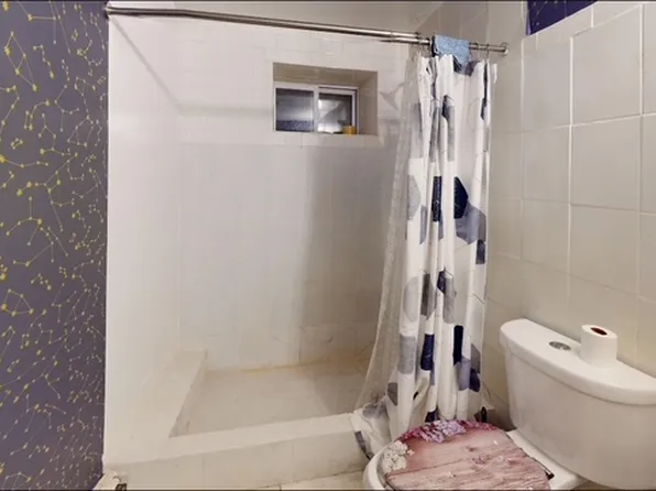 360 East 26th Street image 11 of 11