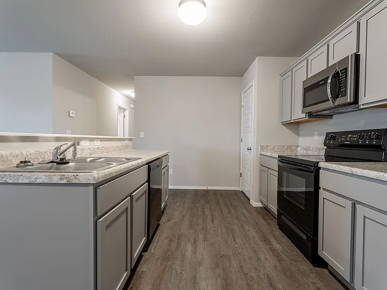 1259A Oak St — Photo 7