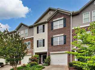 38 Ackland Dr, Greensboro, NC 27455