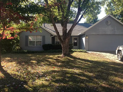 1845 N Albany Ln Photo 1