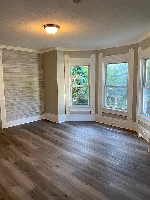 1st image of 2093 W 38th St #1