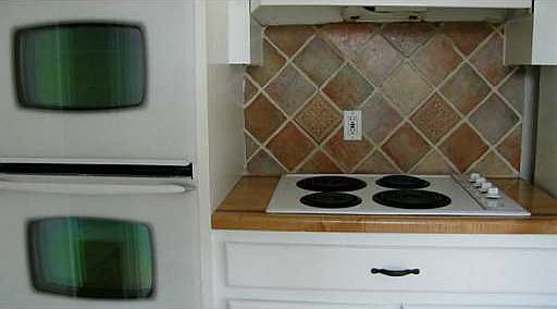 5th image of 2830 Staunton Dr SE