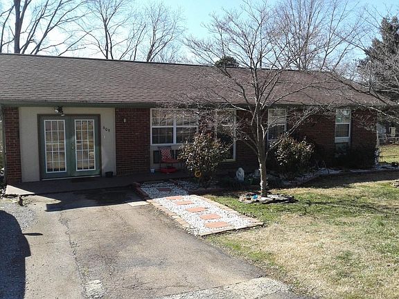 2nd image of 609 Ardmore Cir