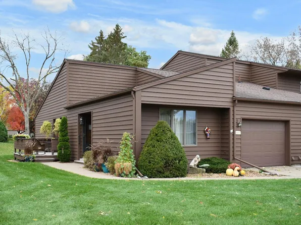1377 McNally Dr, Winona, MN 55987