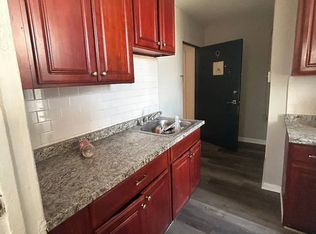 260 French St #9, New Brunswick, NJ 08901