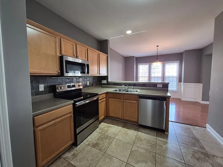 8521 Boysenberry Ln — Photo 9