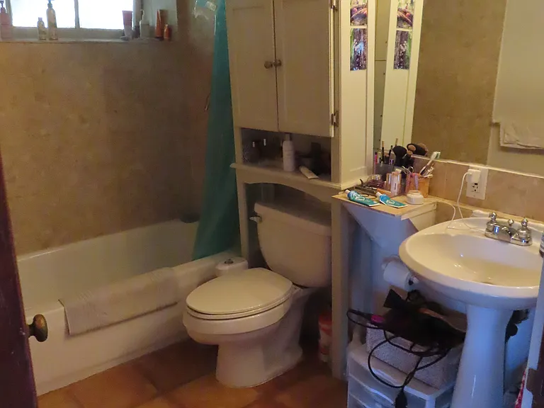 14 Willow Ave — Photo 12