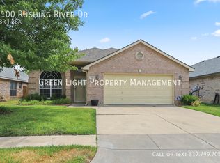 9100 Rushing River Dr, Fort Worth, TX 76118