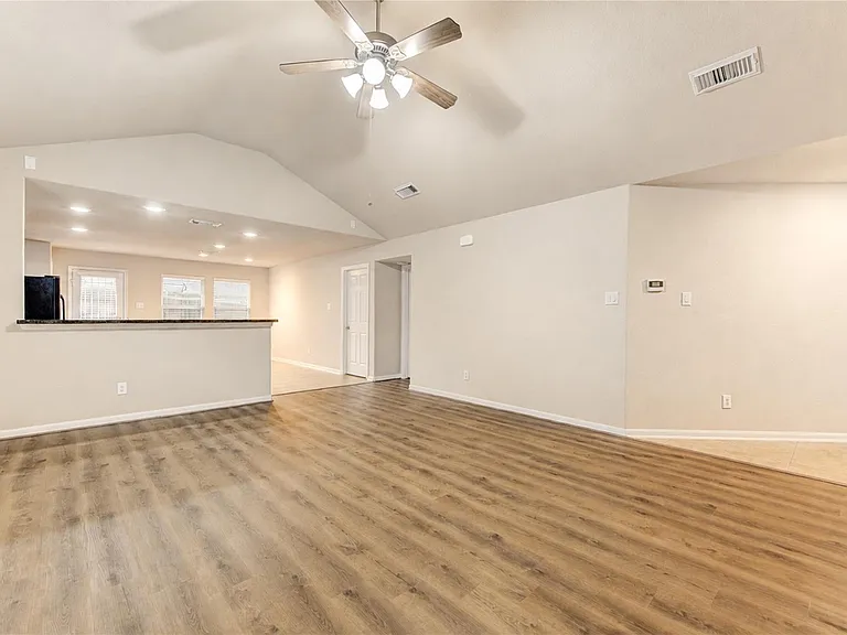 16702 Grovetrail Ln — Photo 15