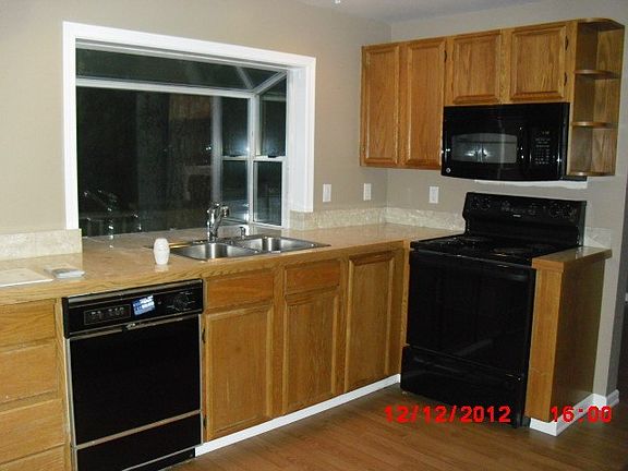 2nd image of 10526 118th Pl NE