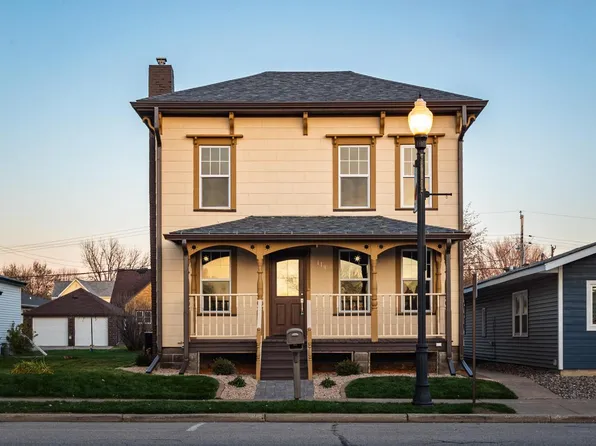 119 Leonard STREET NORTH North, West Salem, WI 54669