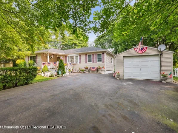 50 Trenton Lakewood Road, Clarksburg, NJ 08510