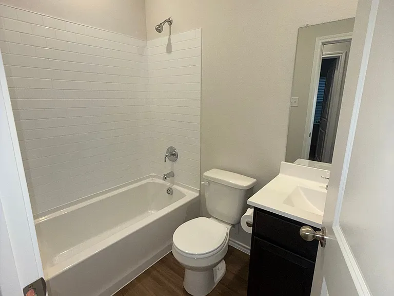 3110 Mesa Dr — Photo 8