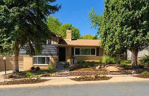 1928 Carlton Ave Photo 1