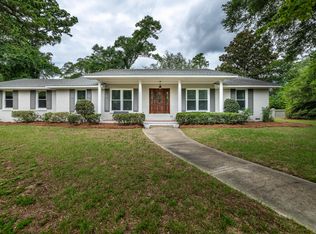 686 Edmonds Dr, Charleston, SC 29412