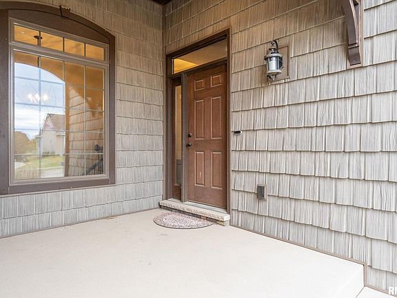 3rd image of 1422 Racine Ct