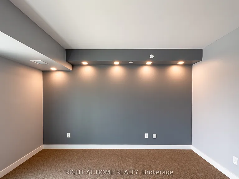 118 Varna Dr #101 — Photo 20
