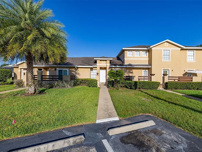 3128 Sandy Shore Ln — Photo 2