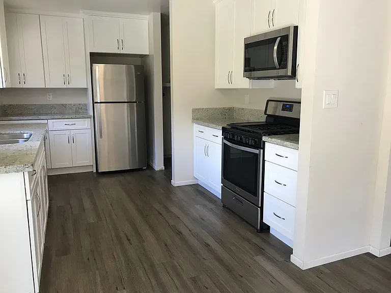 5721 Carnegie St — Photo 5