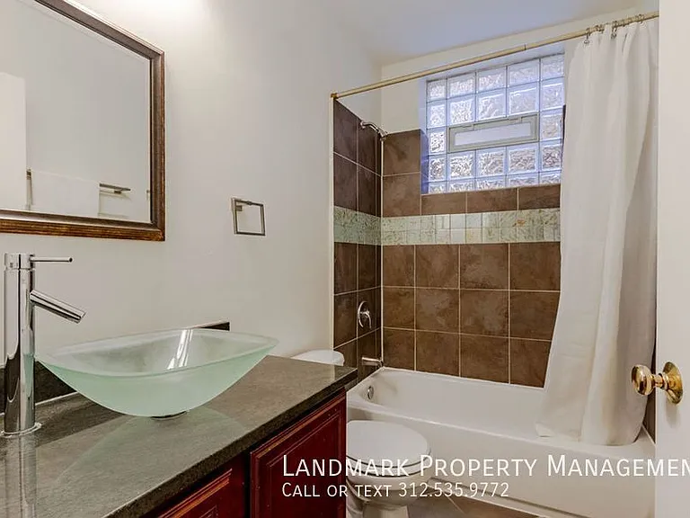 4853 S Vincennes Ave #205 — Photo 12