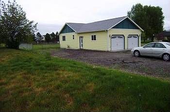 2nd image of 2255 Grassland Dr