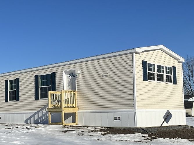 2nd image of 6901 Landsend Ln