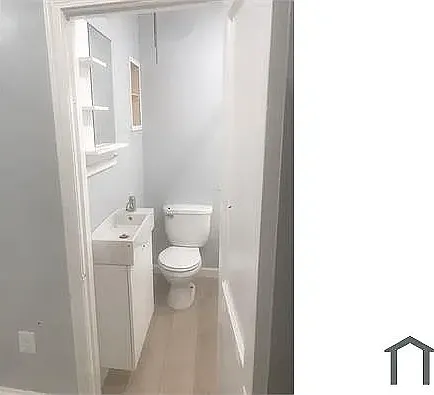 4725 Northwood St #3 — Photo 6