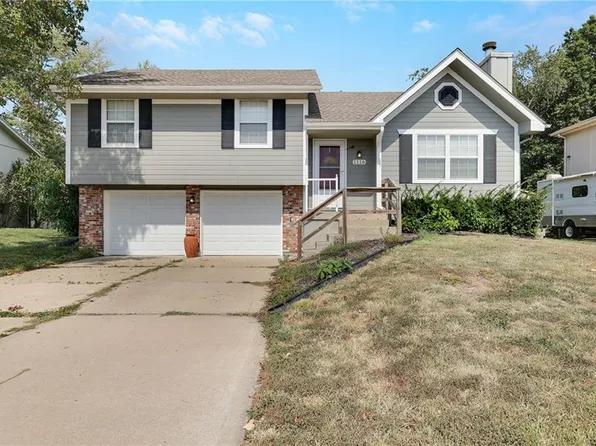 1116 SE Sunnyside School Rd, Blue Springs, MO 64014