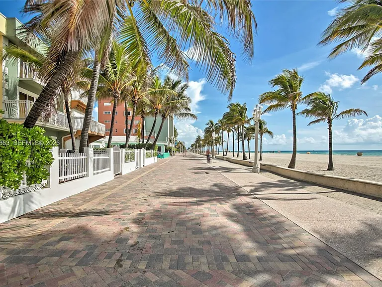 801 S Ocean Dr #1004 — Photo 8