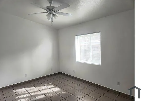 1117 N 25th Pl #1 — Photo 11