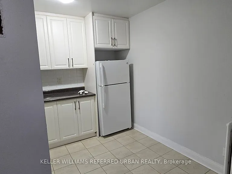 1854 Eglinton Ave W #1 — Photo 11